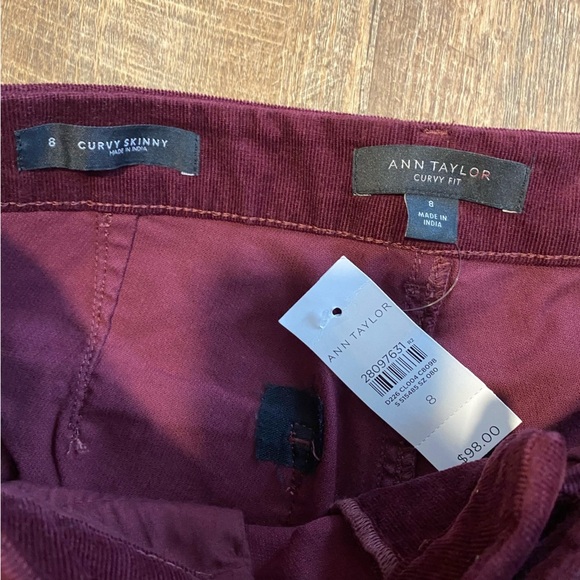 NWT Ann Taylor Curvy Skinny Mid Rise Burgundy Jeans Size 8 - Picture 6 of 11